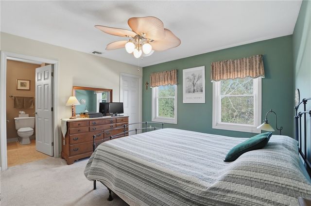 1 Willow Glen Circle 106, Warwick, RI 02889