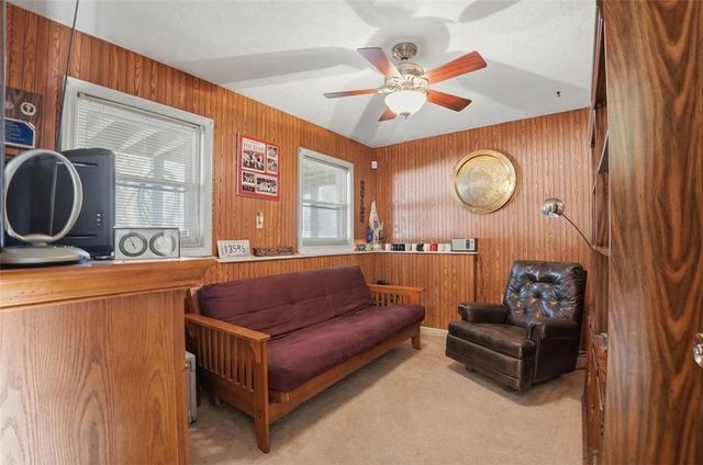 1 Willow Glen Circle 106, Warwick, RI 02889