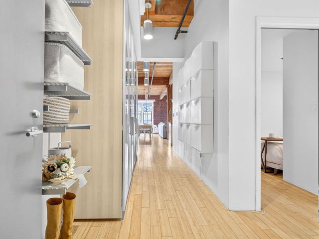 9 West Broadway 508, Boston, MA 02127