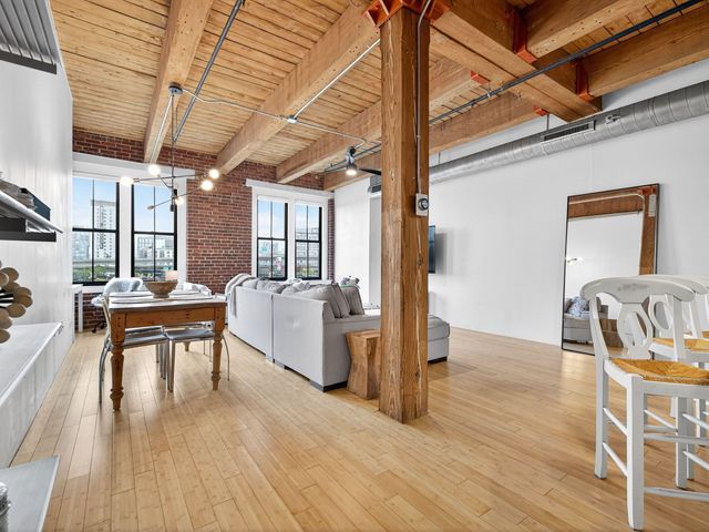 9 West Broadway 508, Boston, MA 02127