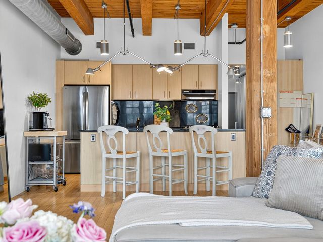 9 West Broadway 508, Boston, MA 02127