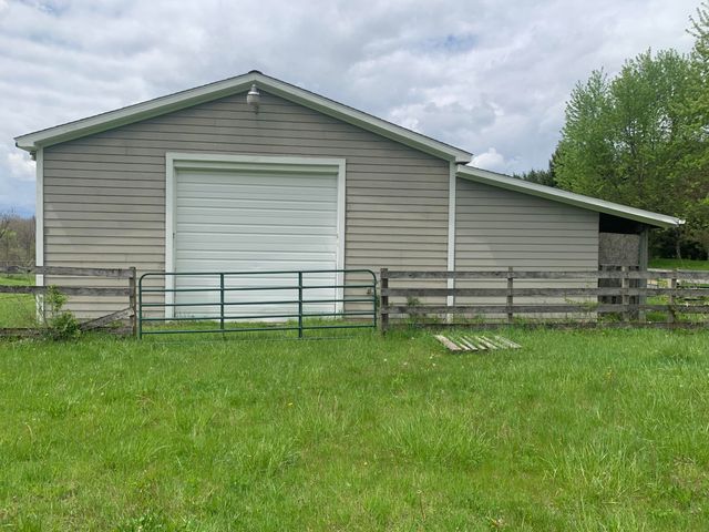 7460 Bethel Church Road, Lodi Twp, MI 48176