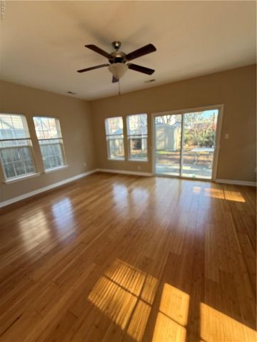 132 S Palm AVE, Virginia Beach, VA 23452