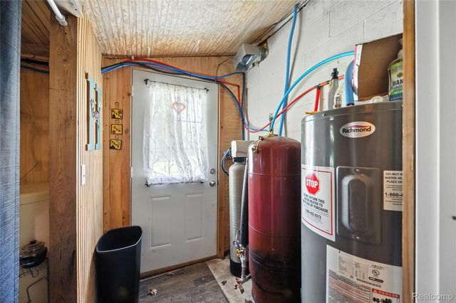 7604 Imlay City Road, Kenockee Township, MI 48006