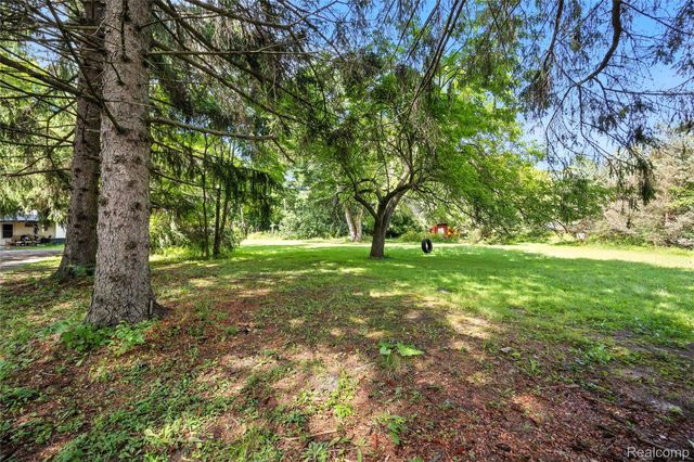 7604 Imlay City Road, Kenockee Township, MI 48006