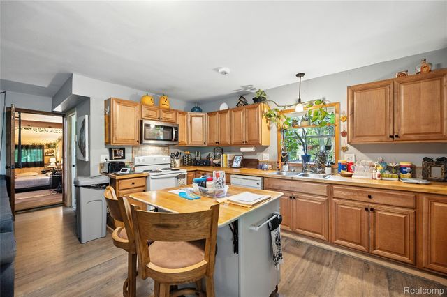 7604 Imlay City Road, Kenockee Township, MI 48006