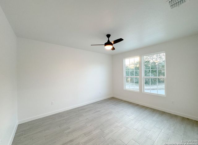 107 S Lon Price, Blanco, TX 78606