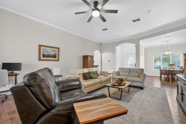 5737 107th Street, Lubbock, TX 79424