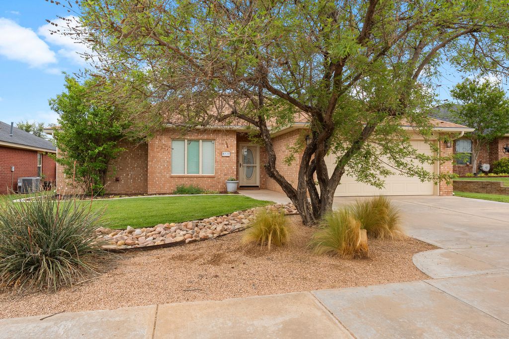 5737 107th Street, Lubbock, TX 79424