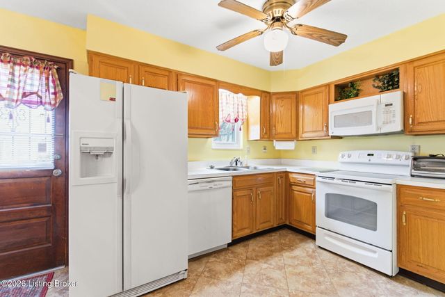 1518 Talmadge Way, Louisville, KY 40216