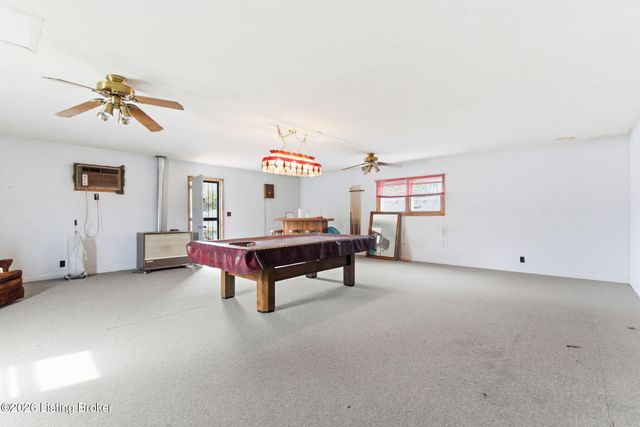 1518 Talmadge Way, Louisville, KY 40216