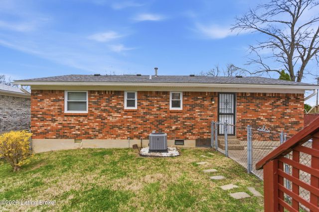 1518 Talmadge Way, Louisville, KY 40216