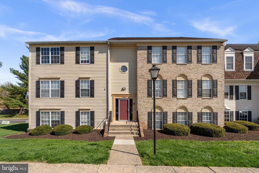 Image 2 of property listing at 1401 KEY PKWY #102, Frederick, MD 21702