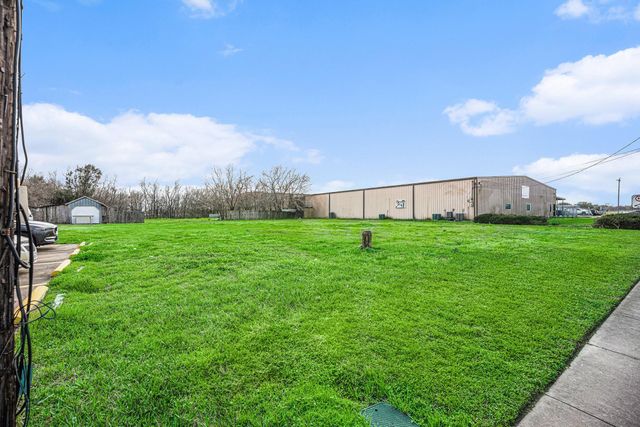 2412 Pasadena Boulevard, Pasadena, TX 77502