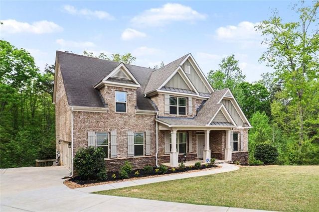 5513 Oconee Drive, Douglasville, GA 30135