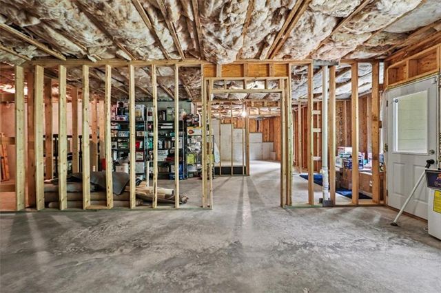 5513 Oconee Drive, Douglasville, GA 30135