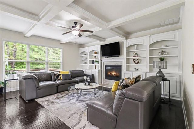 5513 Oconee Drive, Douglasville, GA 30135