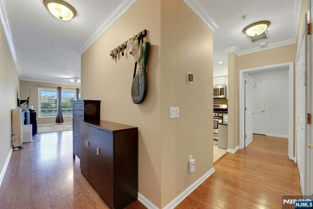 155 The Promenade, Edgewater, NJ 07020