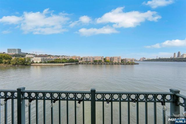 155 The Promenade, Edgewater, NJ 07020