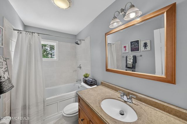 290 Riveredge Road, Tinton Falls, NJ 07724
