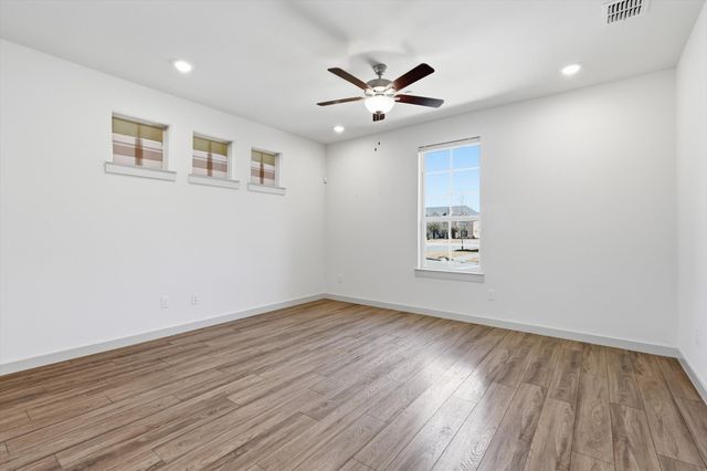 2714 Shelby Drive, Lewisville, TX 75067