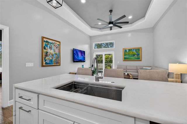 815 59TH AVENUE NE, St Petersburg, FL 33703