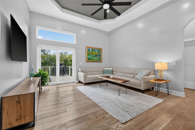 815 59TH AVENUE NE, St Petersburg, FL 33703