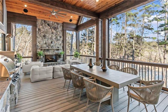 1180 Broadpoint Drive, Greensboro, GA 30642