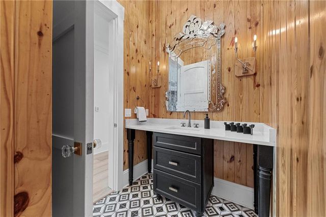 1180 Broadpoint Drive, Greensboro, GA 30642