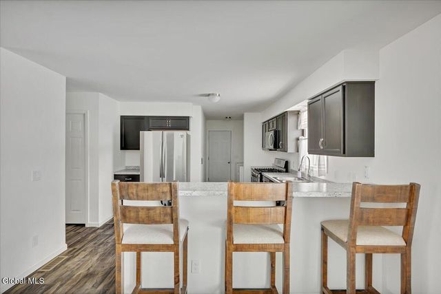 69 Log Woods Road, Pittstown, NY 12180