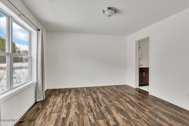 69 Log Woods Road, Pittstown, NY 12180