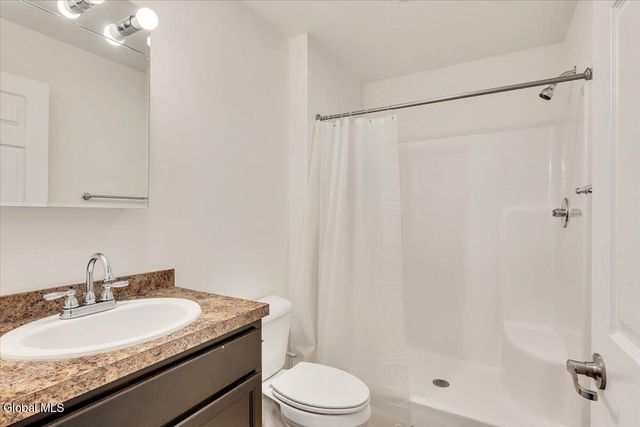 69 Log Woods Road, Pittstown, NY 12180