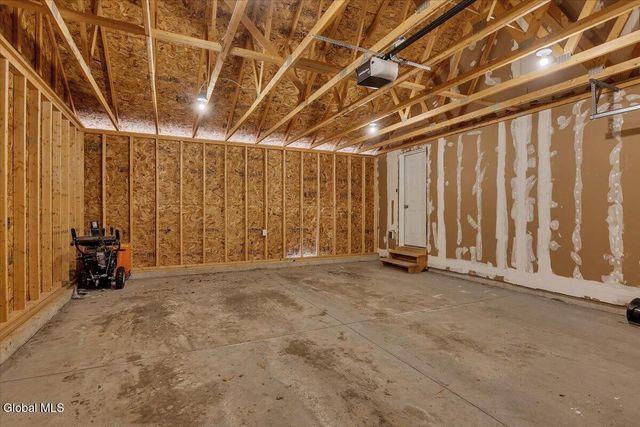 69 Log Woods Road, Pittstown, NY 12180