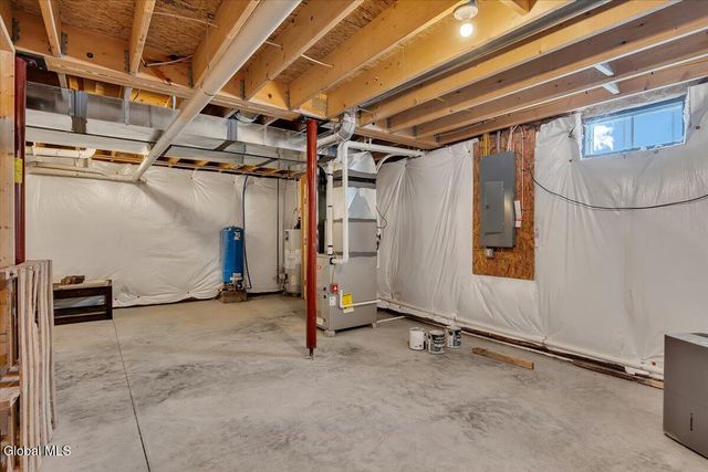 69 Log Woods Road, Pittstown, NY 12180