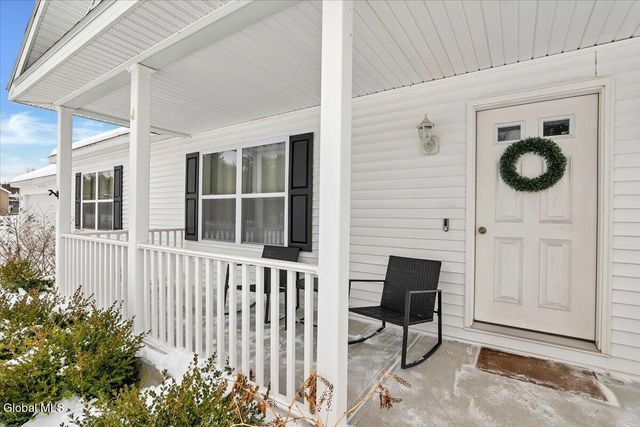 69 Log Woods Road, Pittstown, NY 12180