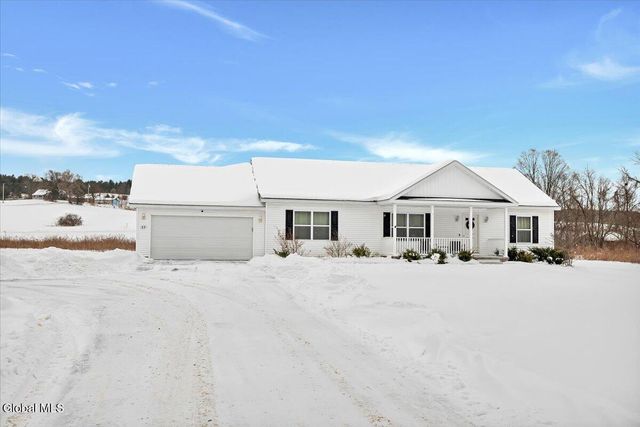 69 Log Woods Road, Pittstown, NY 12180