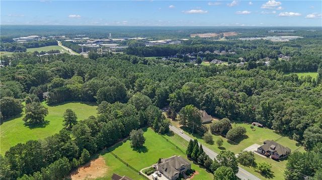 660 Sandy Creek Road, Fayetteville, GA 30214