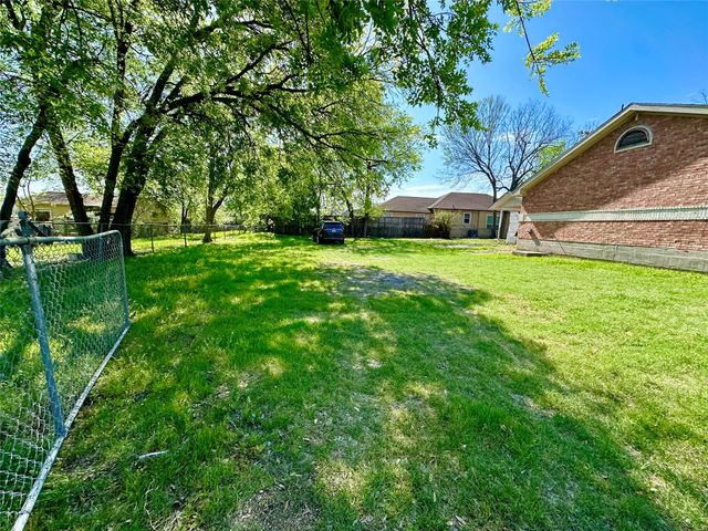 3022 25 th Street, Fort Worth, TX 76106
