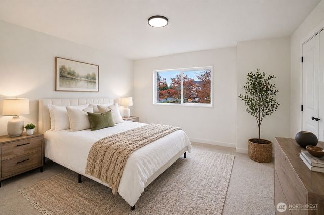 4741 Court R, Tacoma, WA 98404