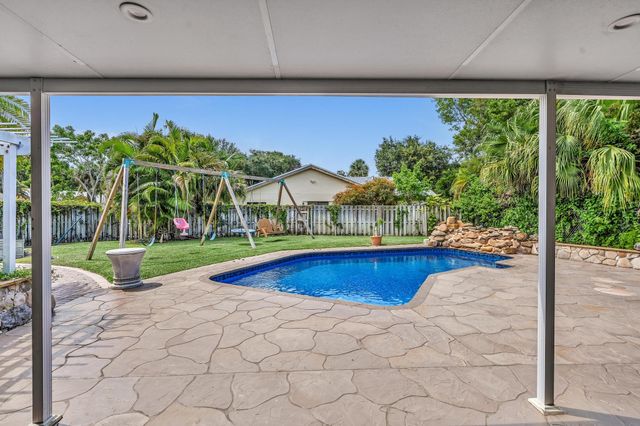 3947 NW 22ND Street, Coconut Creek, FL 33066
