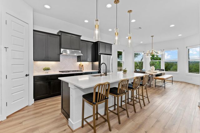 608 Tomichi TRL, Lakeway, TX 78738