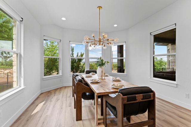 608 Tomichi TRL, Lakeway, TX 78738