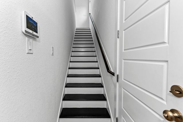 608 Tomichi TRL, Lakeway, TX 78738