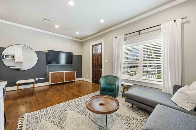 1006 Enid Street B, Houston, TX 77009