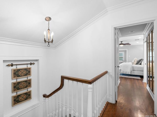 401 Ridgemont Avenue, Terrell Hills, TX 78209