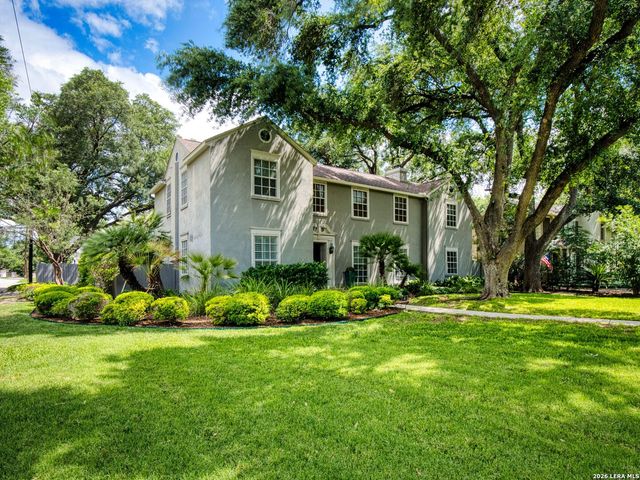 401 Ridgemont Avenue, Terrell Hills, TX 78209