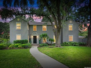 401 Ridgemont Avenue, Terrell Hills, TX 78209
