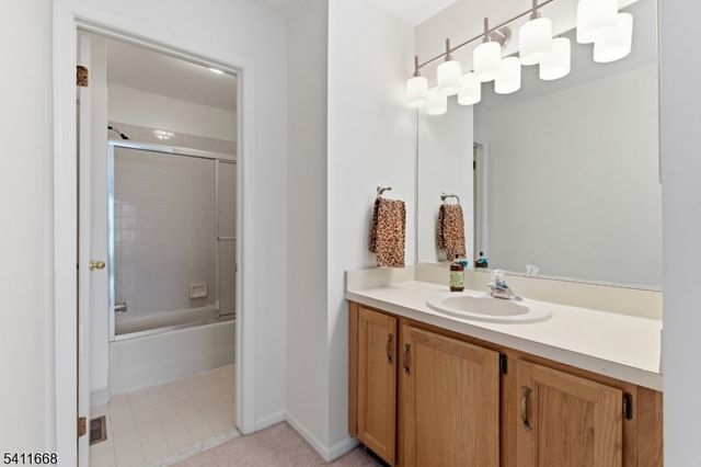 85 Encampment Drive, Bedminster Twp., NJ 07921