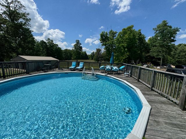 3594 Oak Grove Rd, Red Boiling Springs, TN 37150