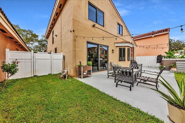 4921 SW 152nd Ave, Miramar, FL 33027